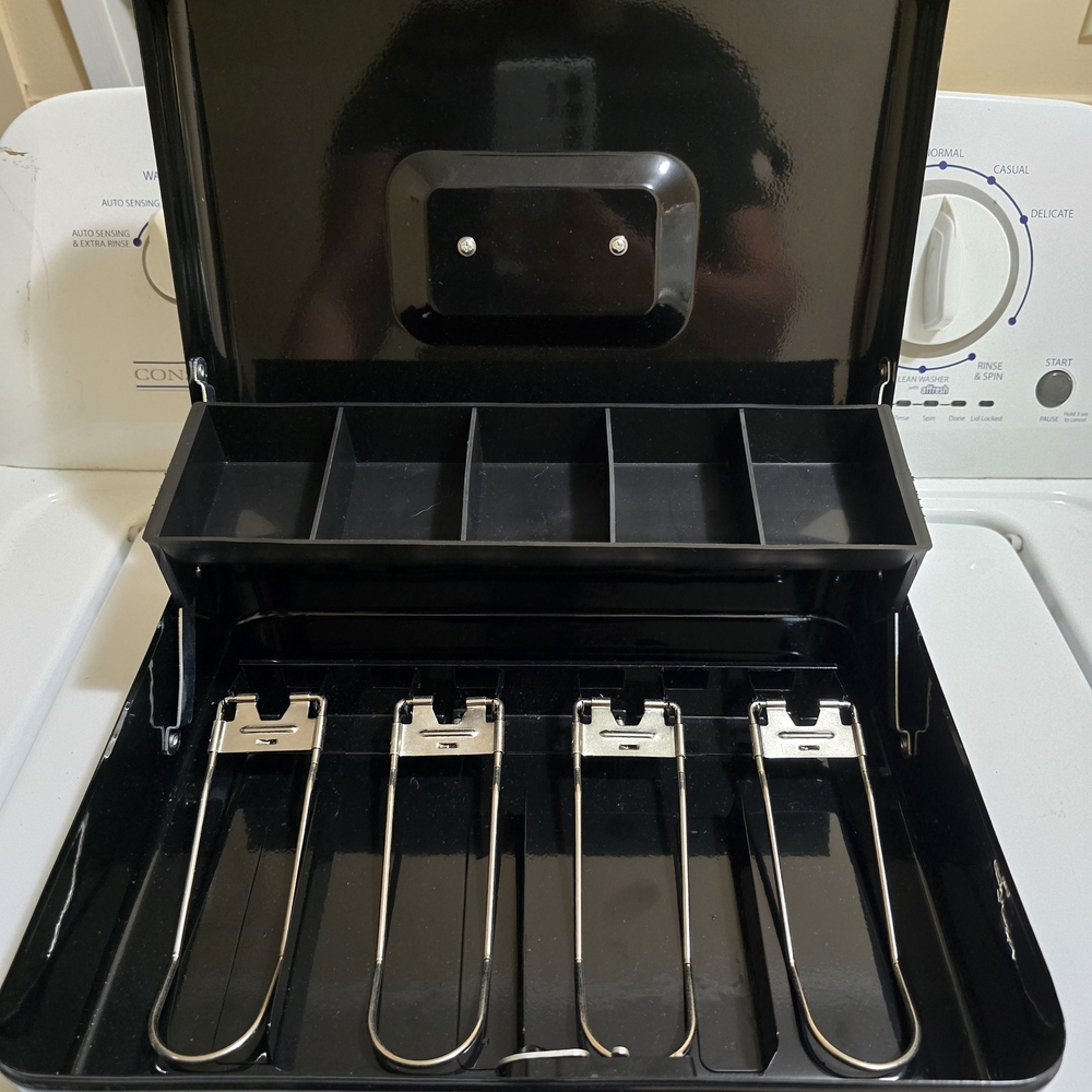 Source Unknown Black Lockable Storage Box - Picture 2 of 5